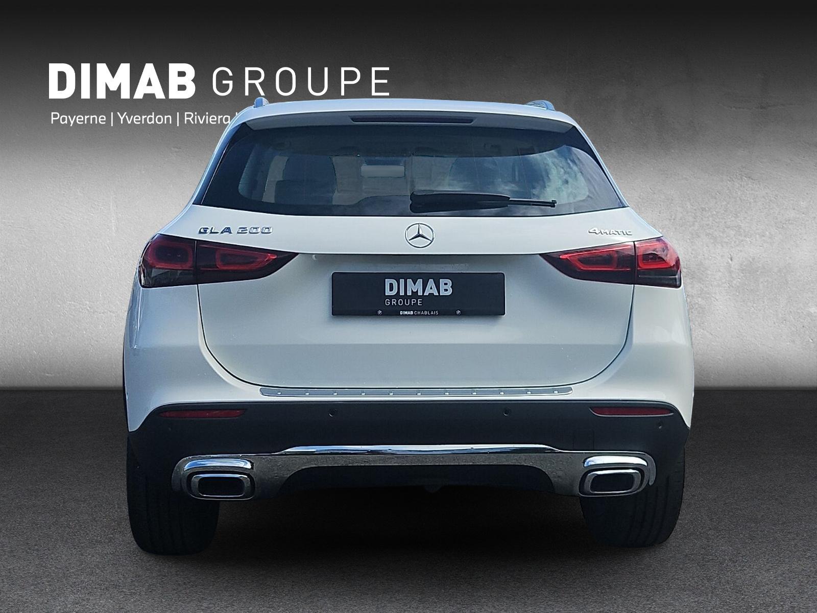 MERCEDES-BENZ GLA 200 Progressive 4matic - 4