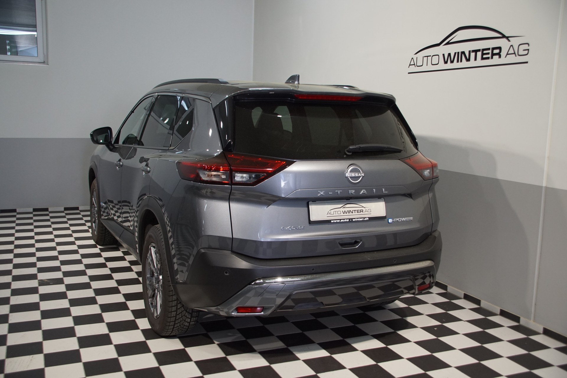 NISSAN X-Trail 1.5 VC-T e-Power 4WD N-Trek ++SWISS++ - 9