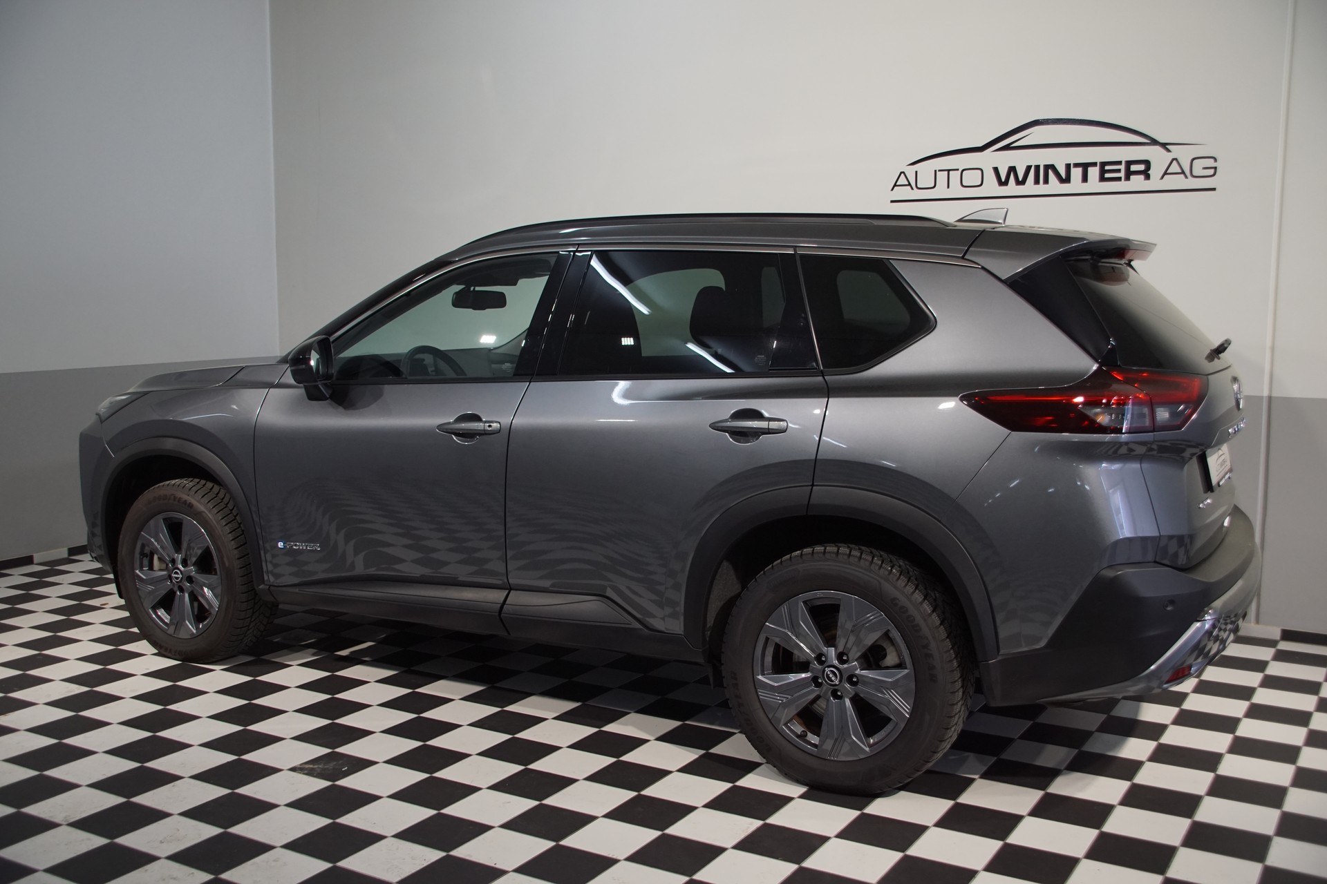 NISSAN X-Trail 1.5 VC-T e-Power 4WD N-Trek ++SWISS++ - 10