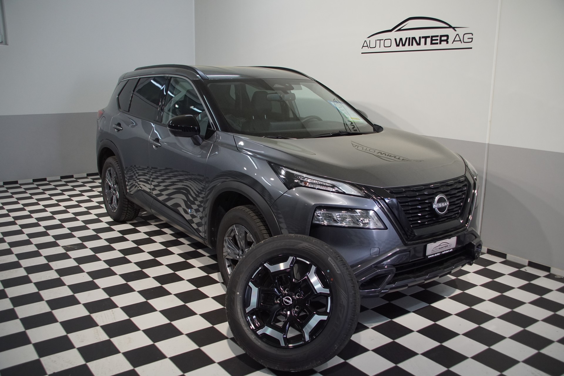 NISSAN X-Trail 1.5 VC-T e-Power 4WD N-Trek ++SWISS++