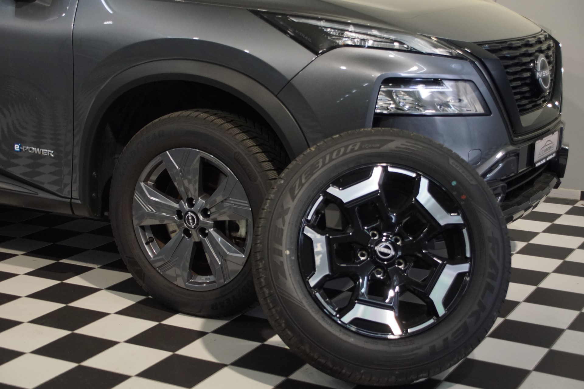 NISSAN X-Trail 1.5 VC-T e-Power 4WD N-Trek ++SWISS++ - 3
