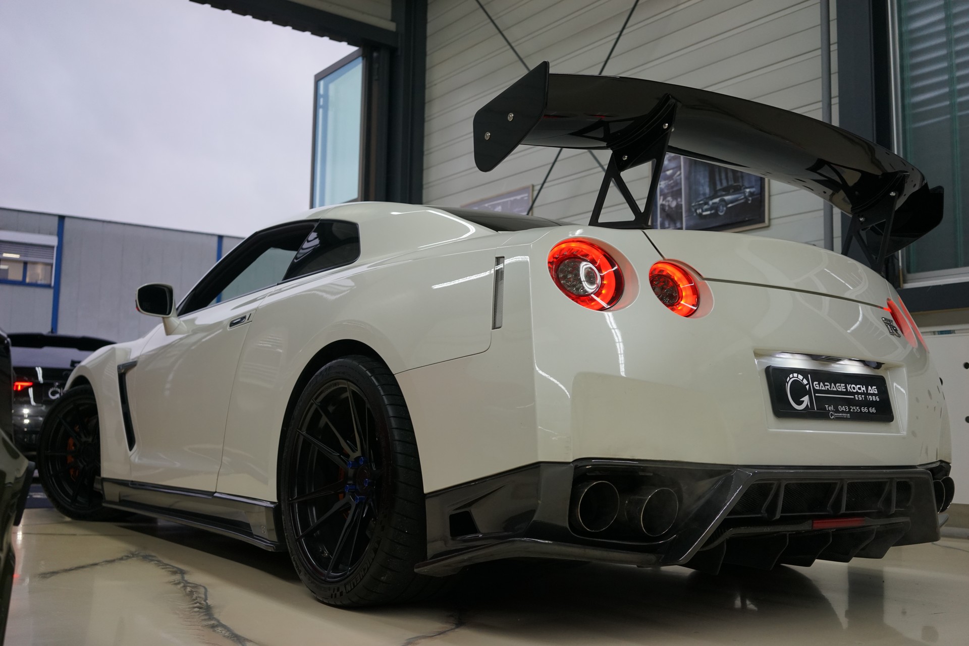 NISSAN GT-R 3.8 V6 Biturbo Black Edition / NAP Auspuff * APR Spoiler ** - 6
