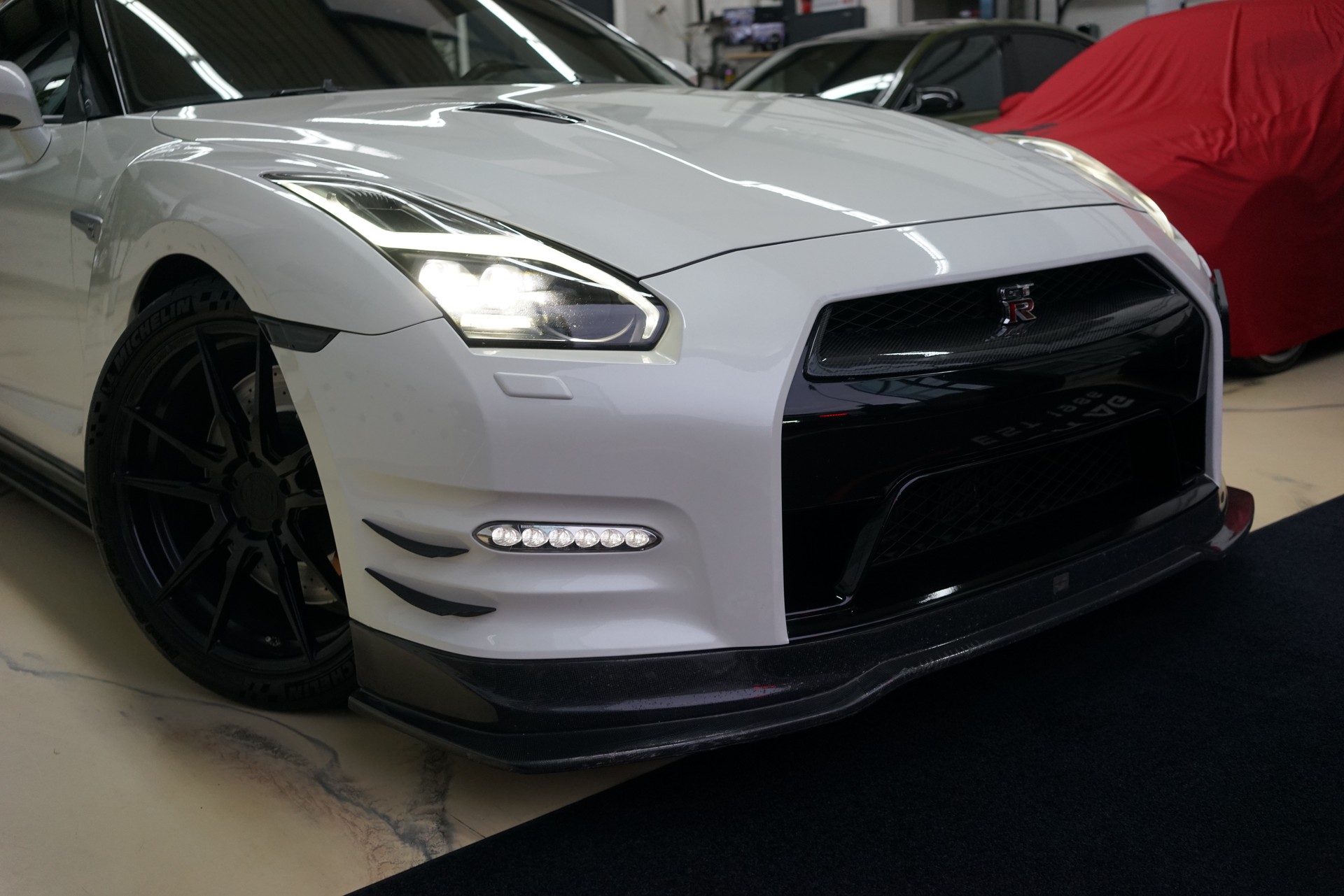 NISSAN GT-R 3.8 V6 Biturbo Black Edition / NAP Auspuff * APR Spoiler ** - 17
