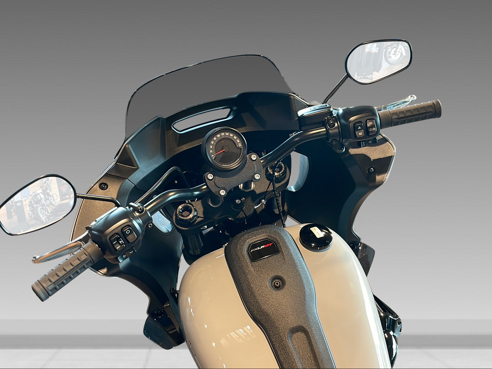 HARLEY-DAVIDSON FXLRST Low Rider ST 117 - 8