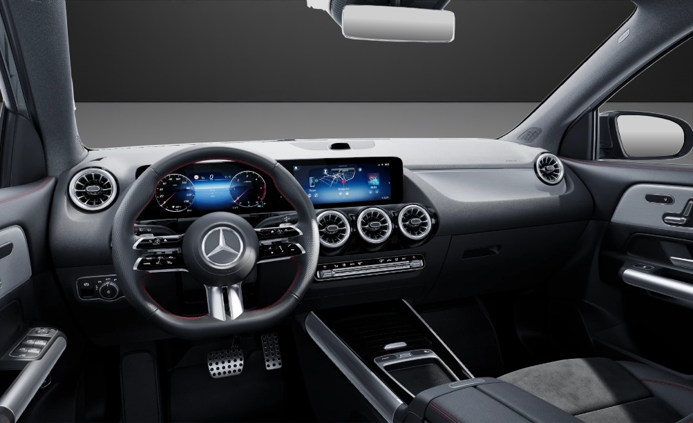 MERCEDES-BENZ GLA 220d 4Matic 8G-DCTSwiss Star - 8