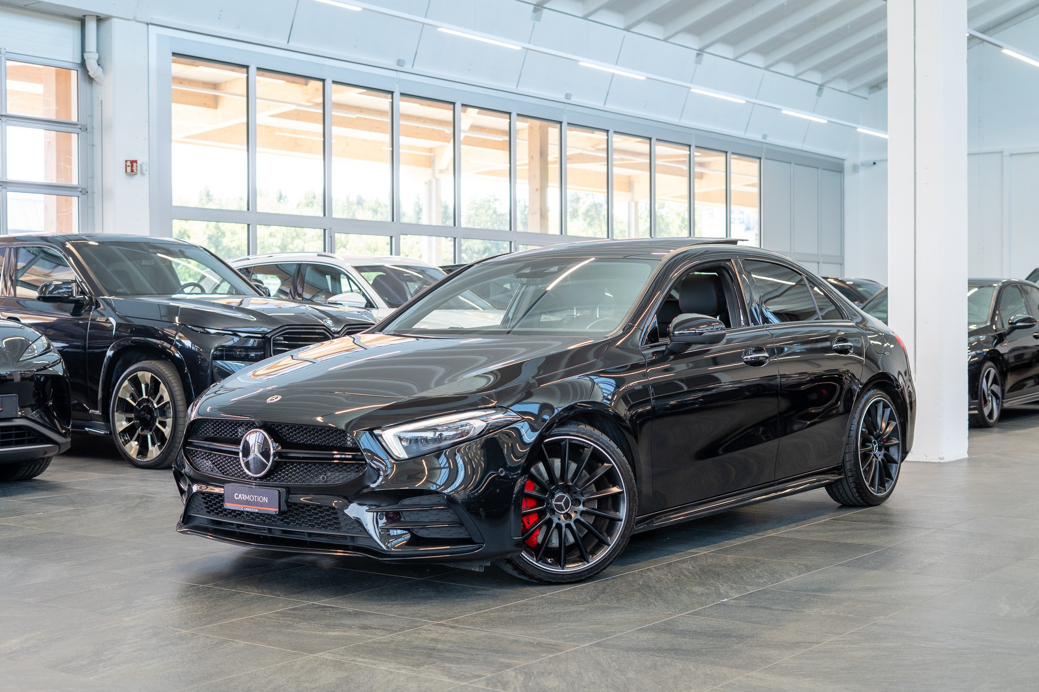 A 35 AMG 4matic Limousine / Panorama-Schiebedach / Head-Up / El. Memory Sitze