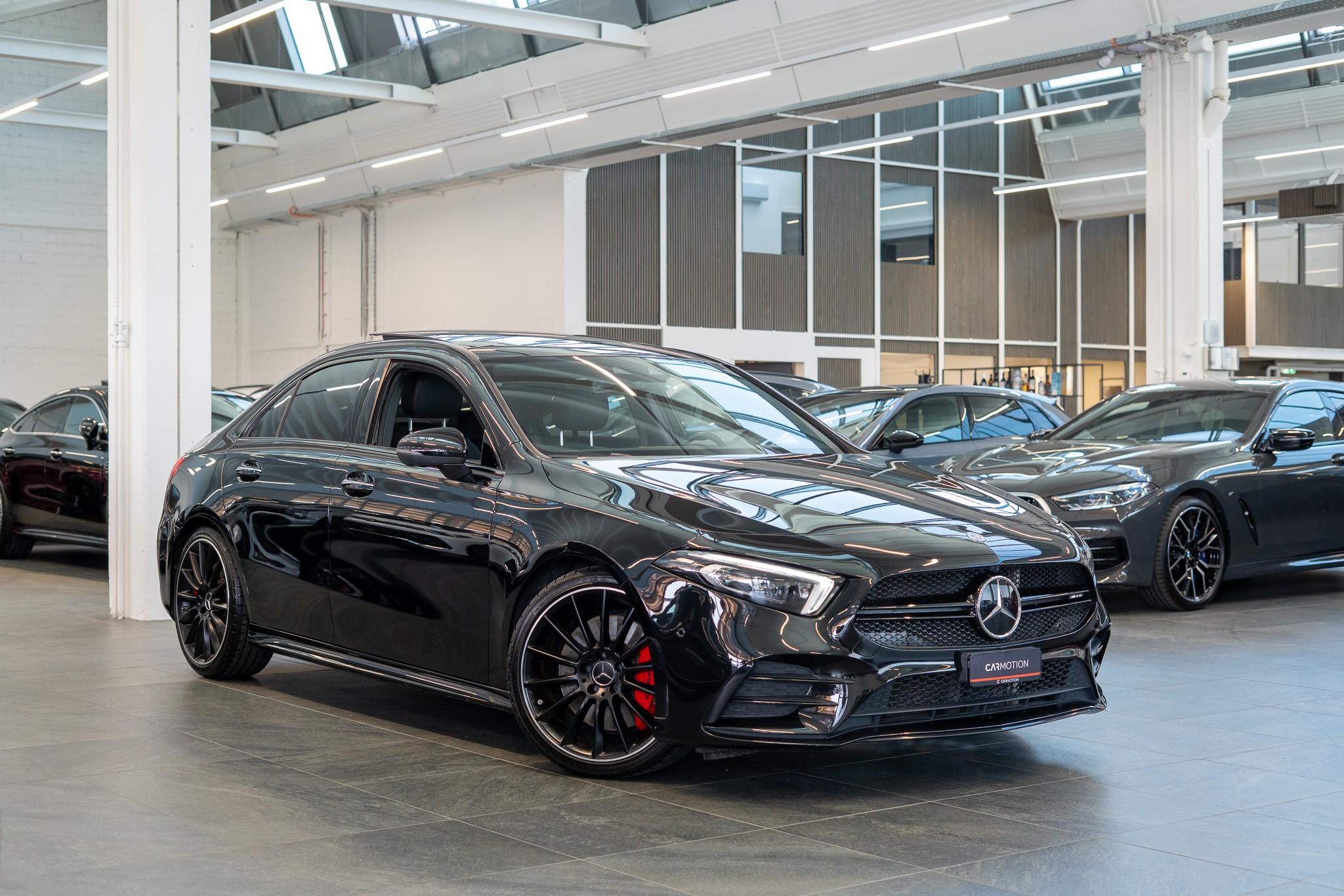 A 35 AMG 4matic Limousine / Panorama-Schiebedach / Head-Up / El. Memory Sitze