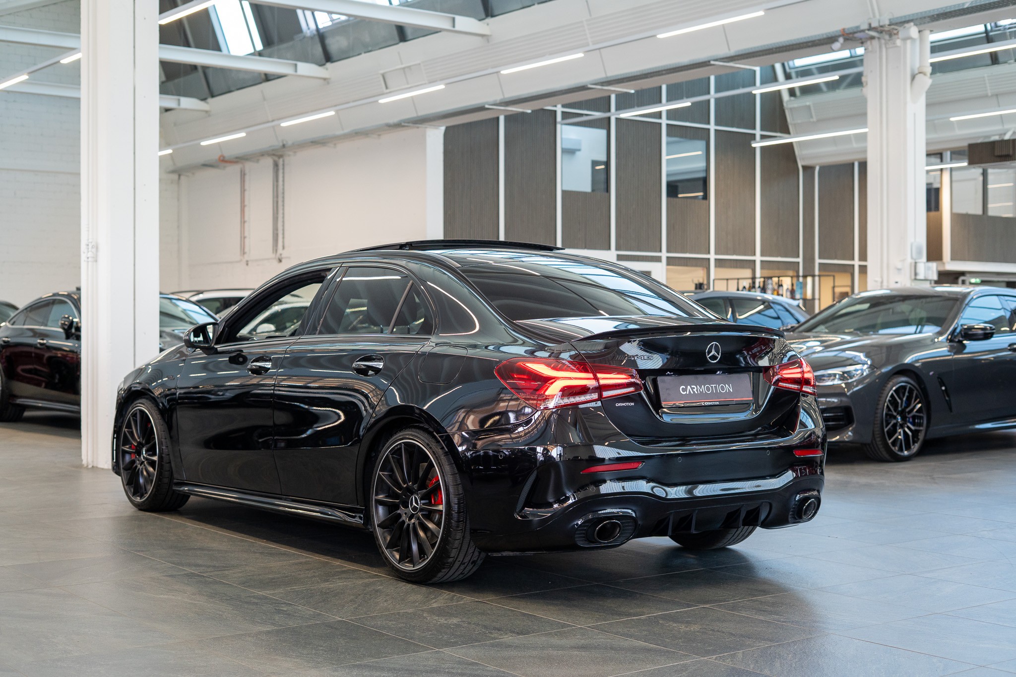 A 35 AMG 4matic Limousine / Panorama-Schiebedach / Head-Up / El. Memory Sitze