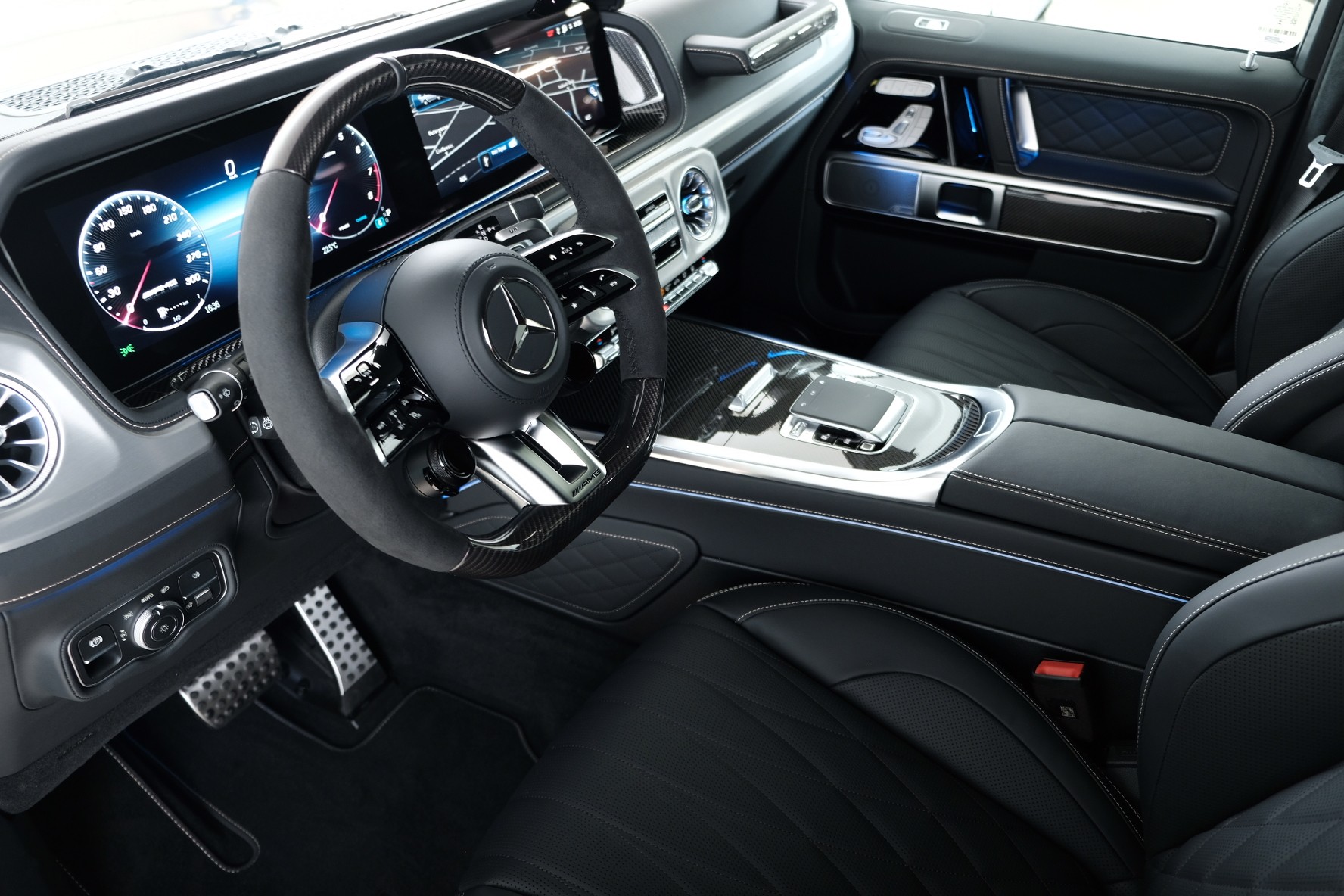 MERCEDES-BENZ G 63 AMG 9G-Tronic - 11
