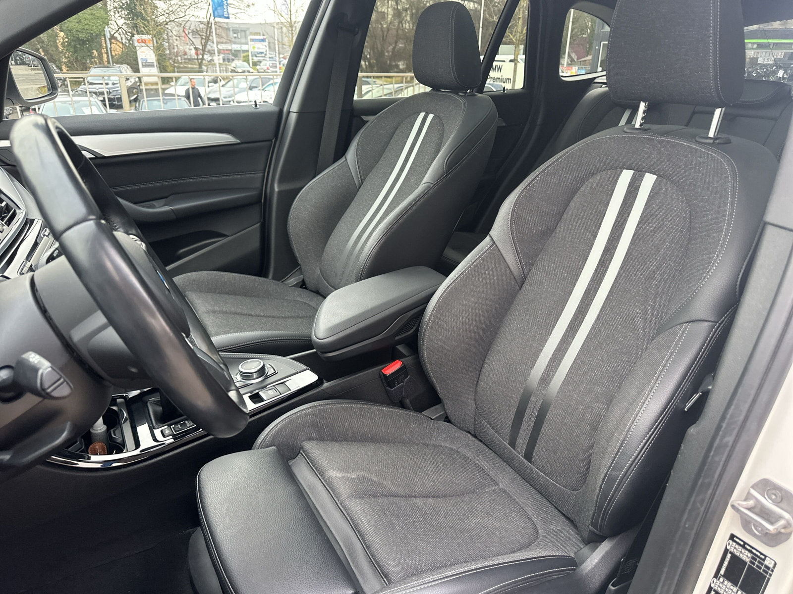 BMW X1 xDrive 25e M Sport Steptronic - 11