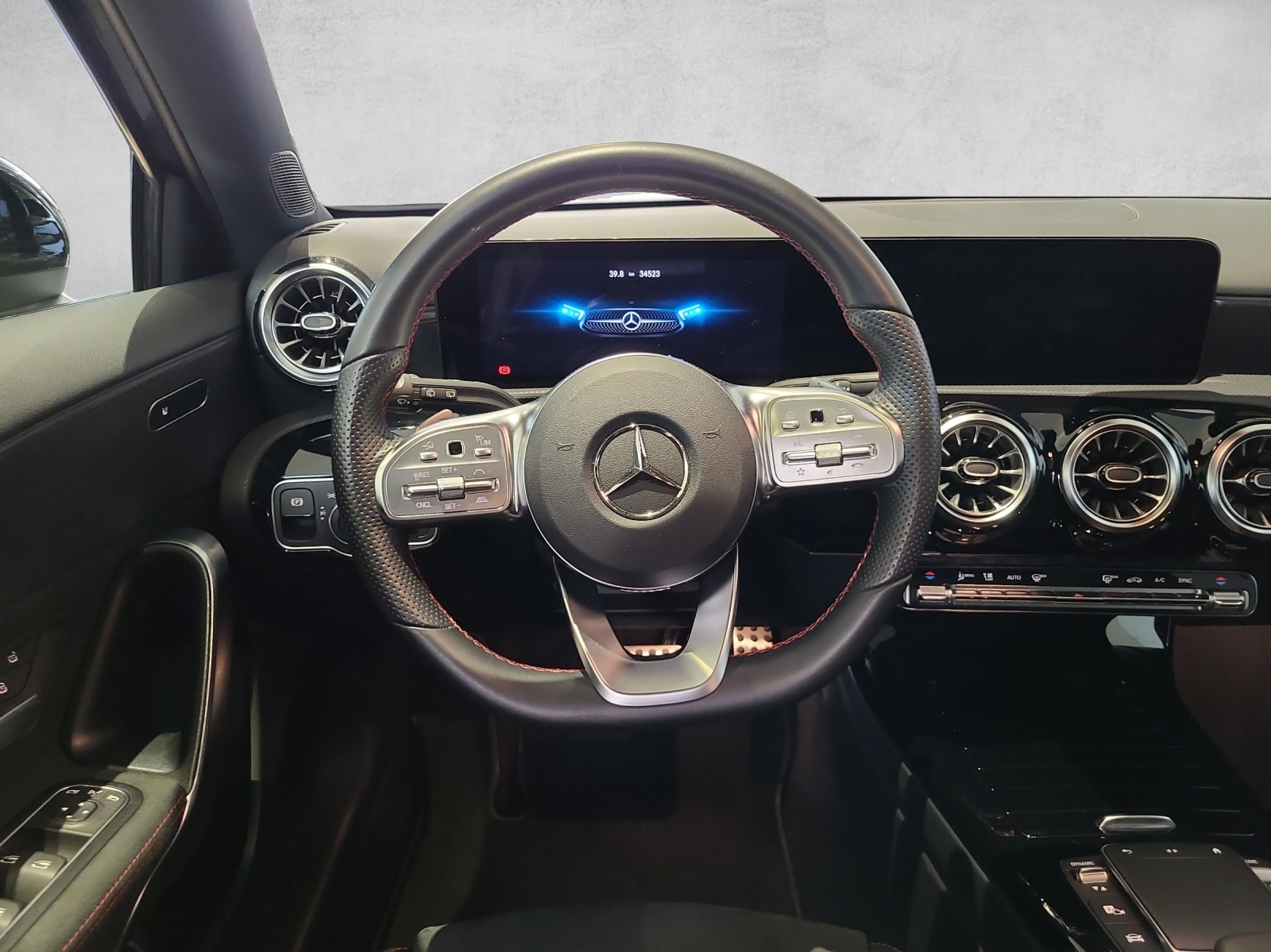 MERCEDES-BENZ A 250 4Matic AMG Line 4Matic 7G-DCT - 13