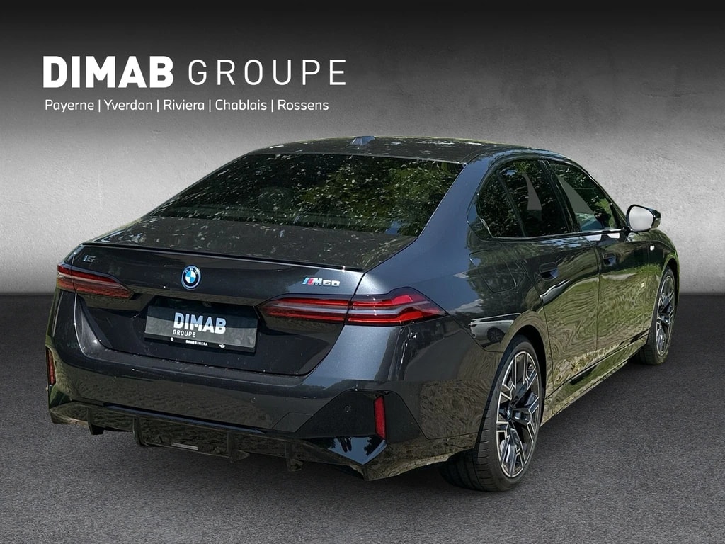 BMW i5 M60 xDrive M Sport Pro **Action de leasing à 0.9%** À vendre - 5