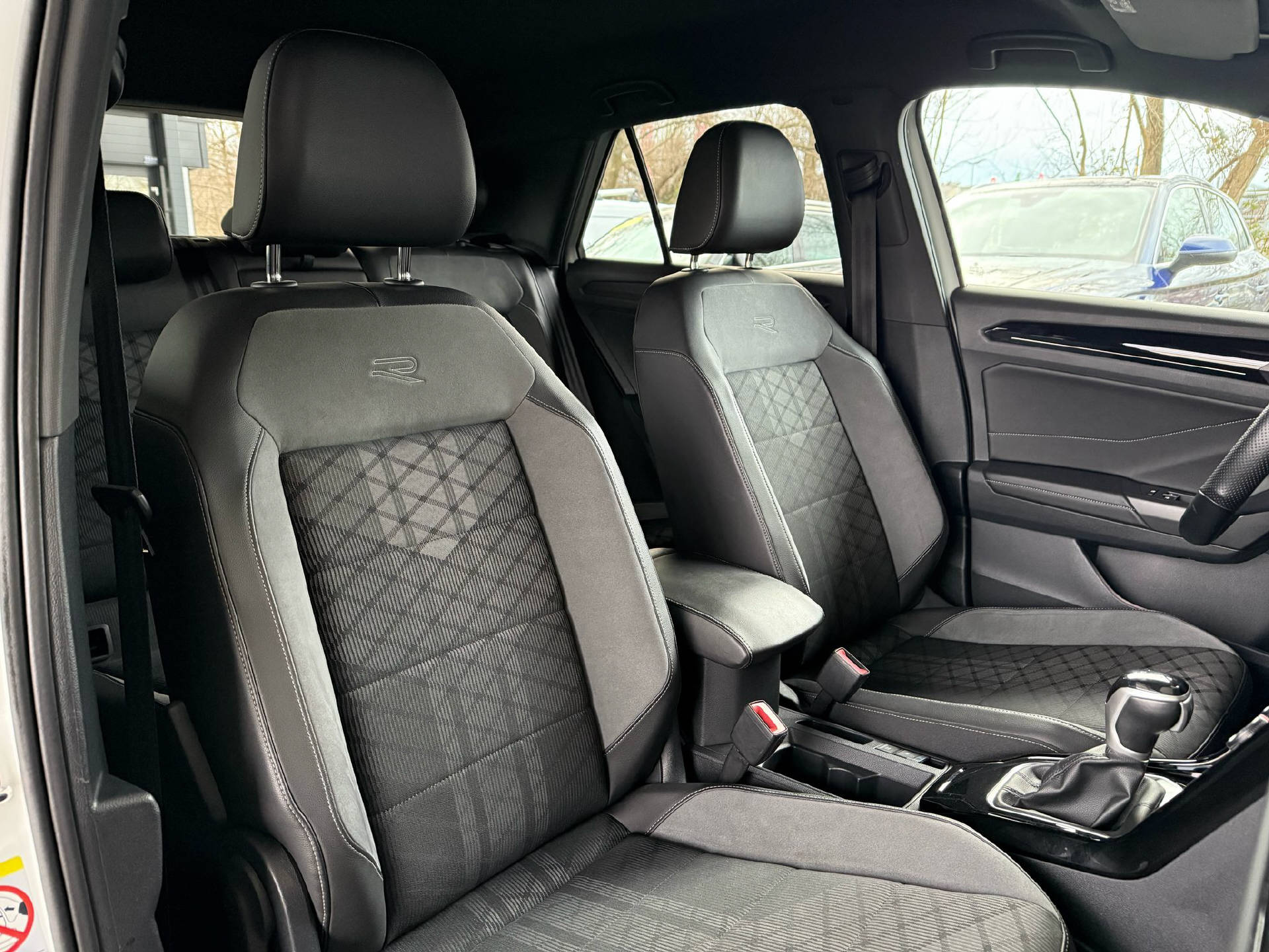 VW T-Roc 1.5 TSI R-Line DSG-7
