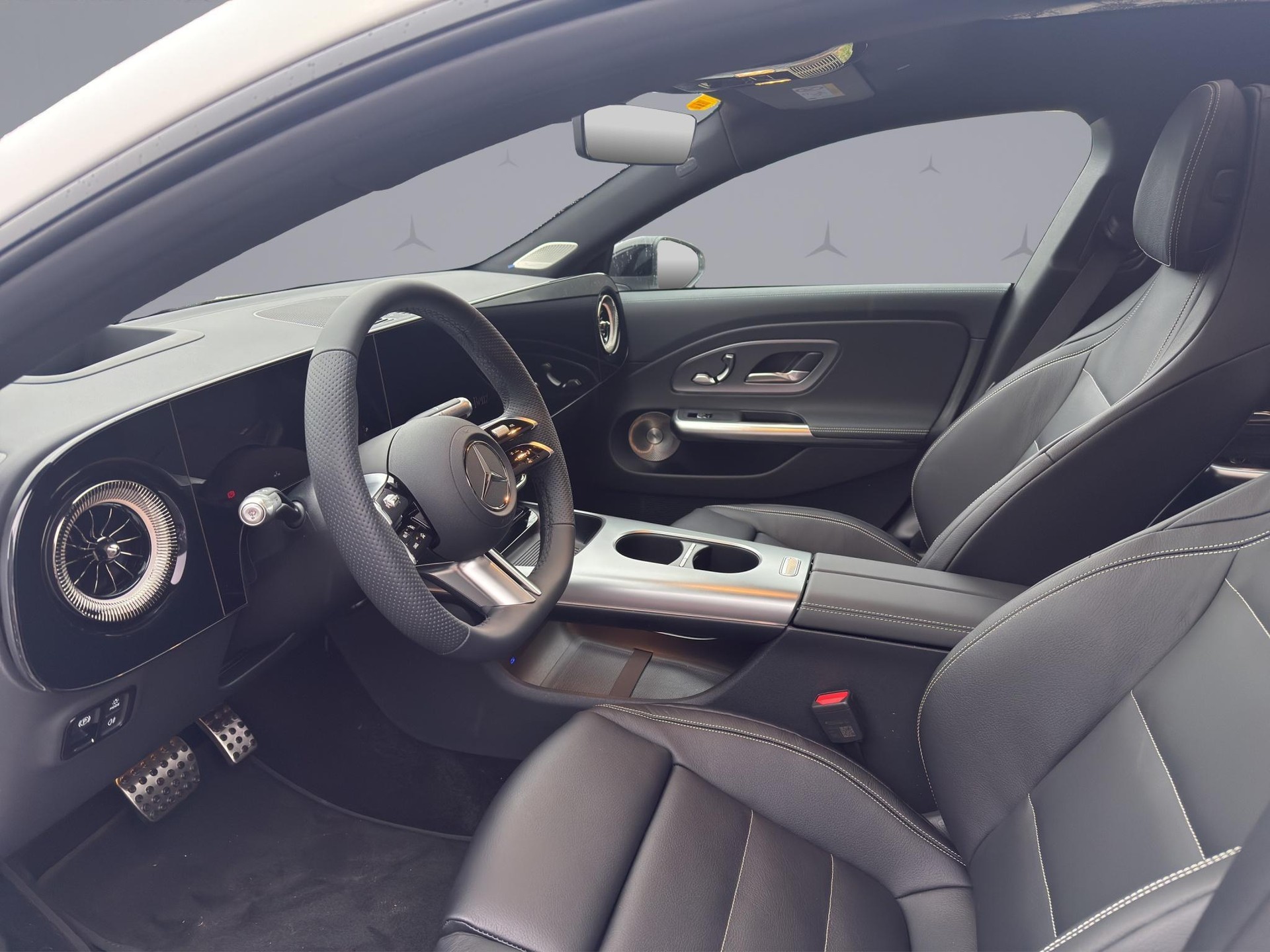 MERCEDES-BENZ CLA 220 AMG Line - 9