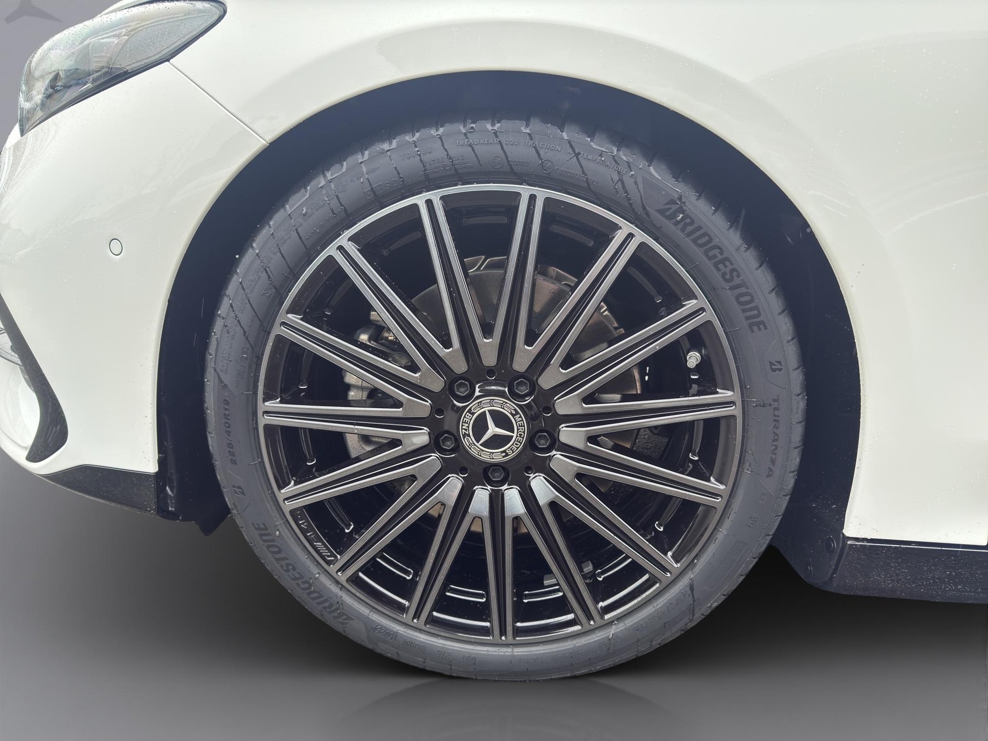 MERCEDES-BENZ CLA 220 AMG Line - 22