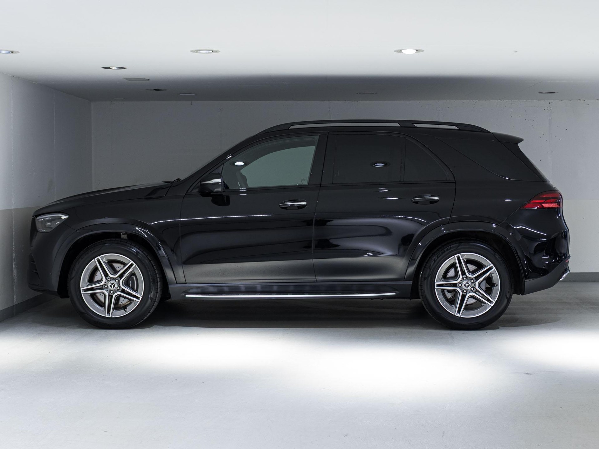 MERCEDES-BENZ GLE 300 d 4MATIC - 5