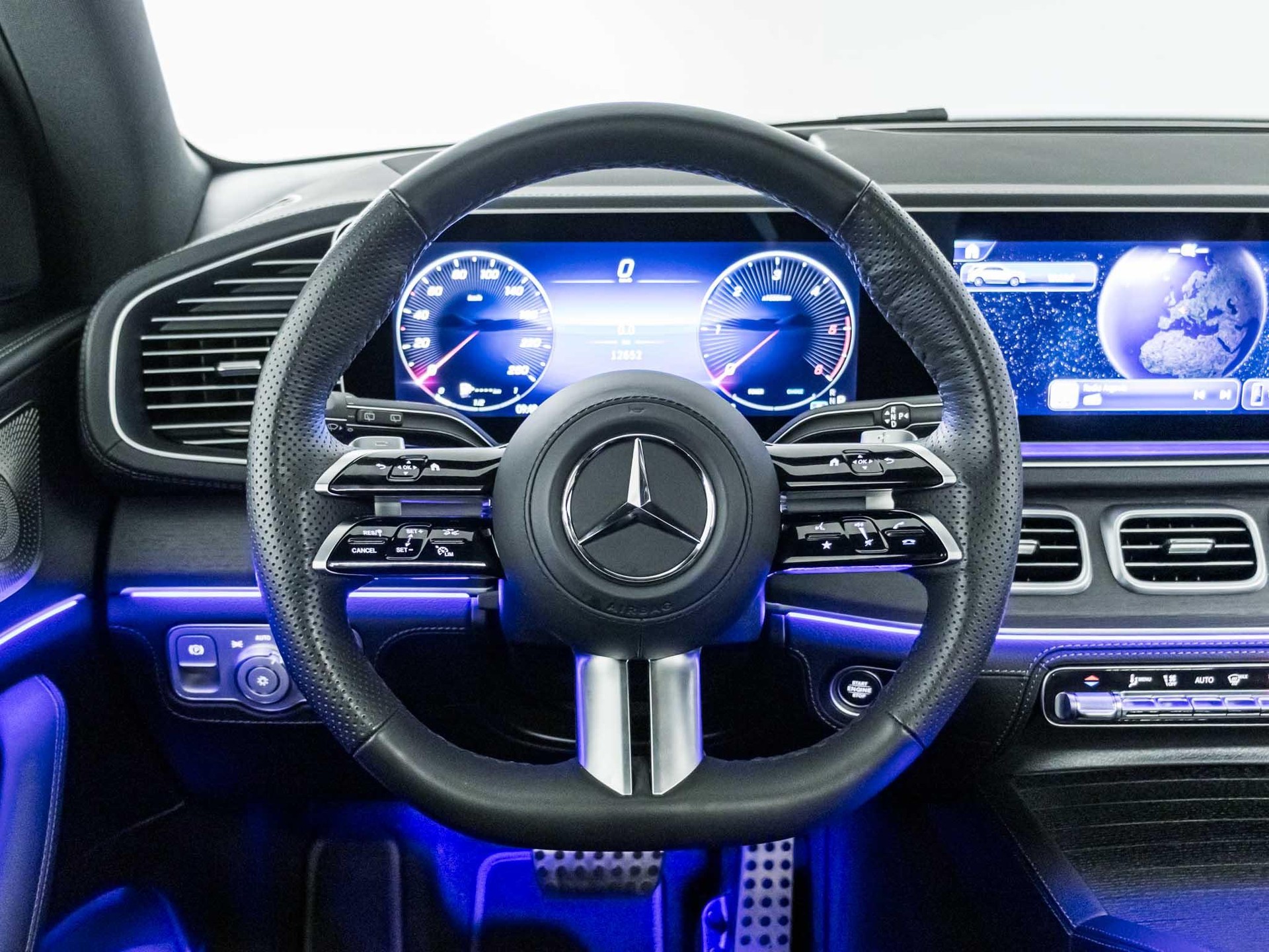 MERCEDES-BENZ GLE 300 d 4MATIC - 11