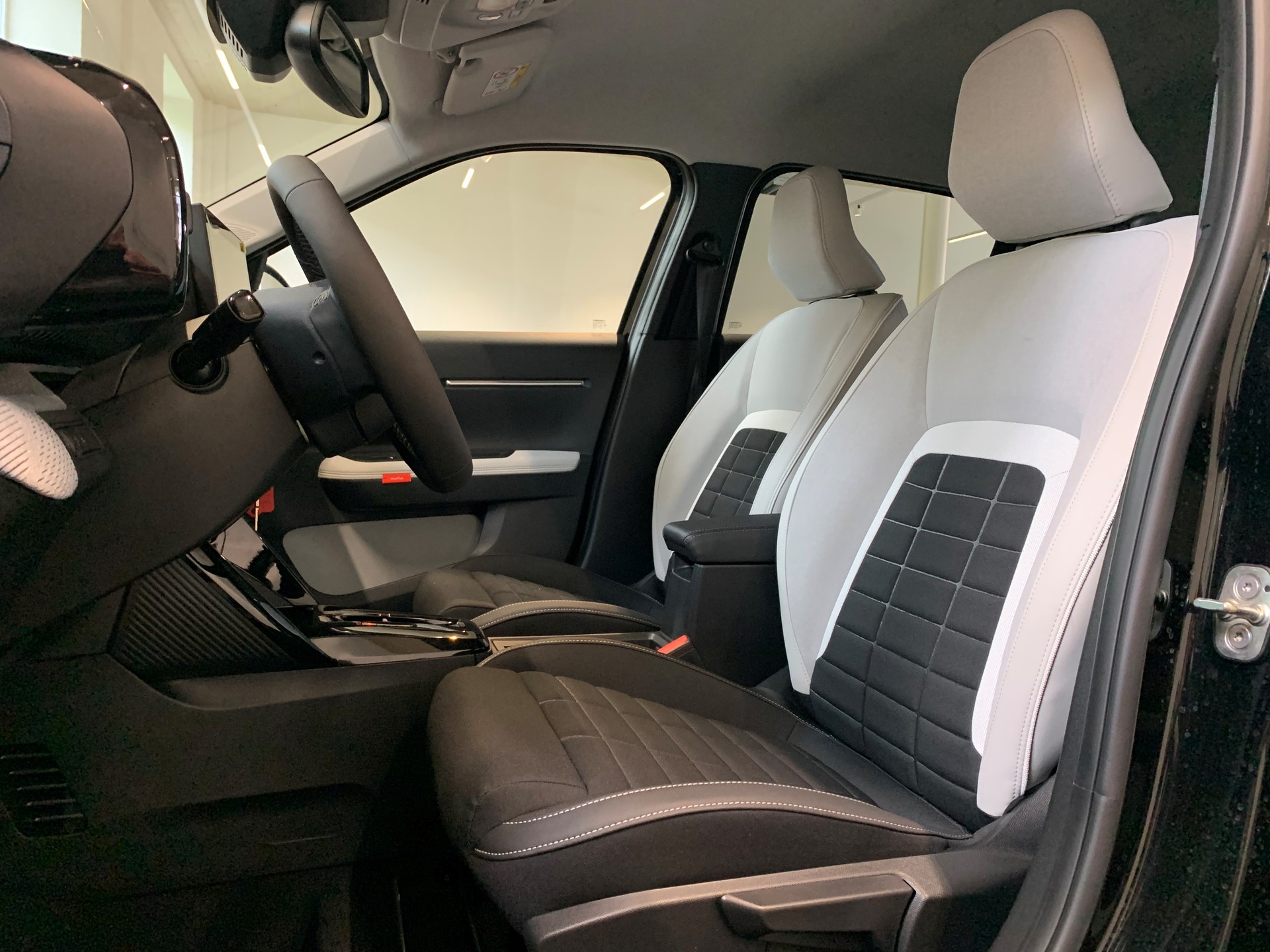 CITROEN C3 1.2i MHEV Tricolore DCS6 - 9