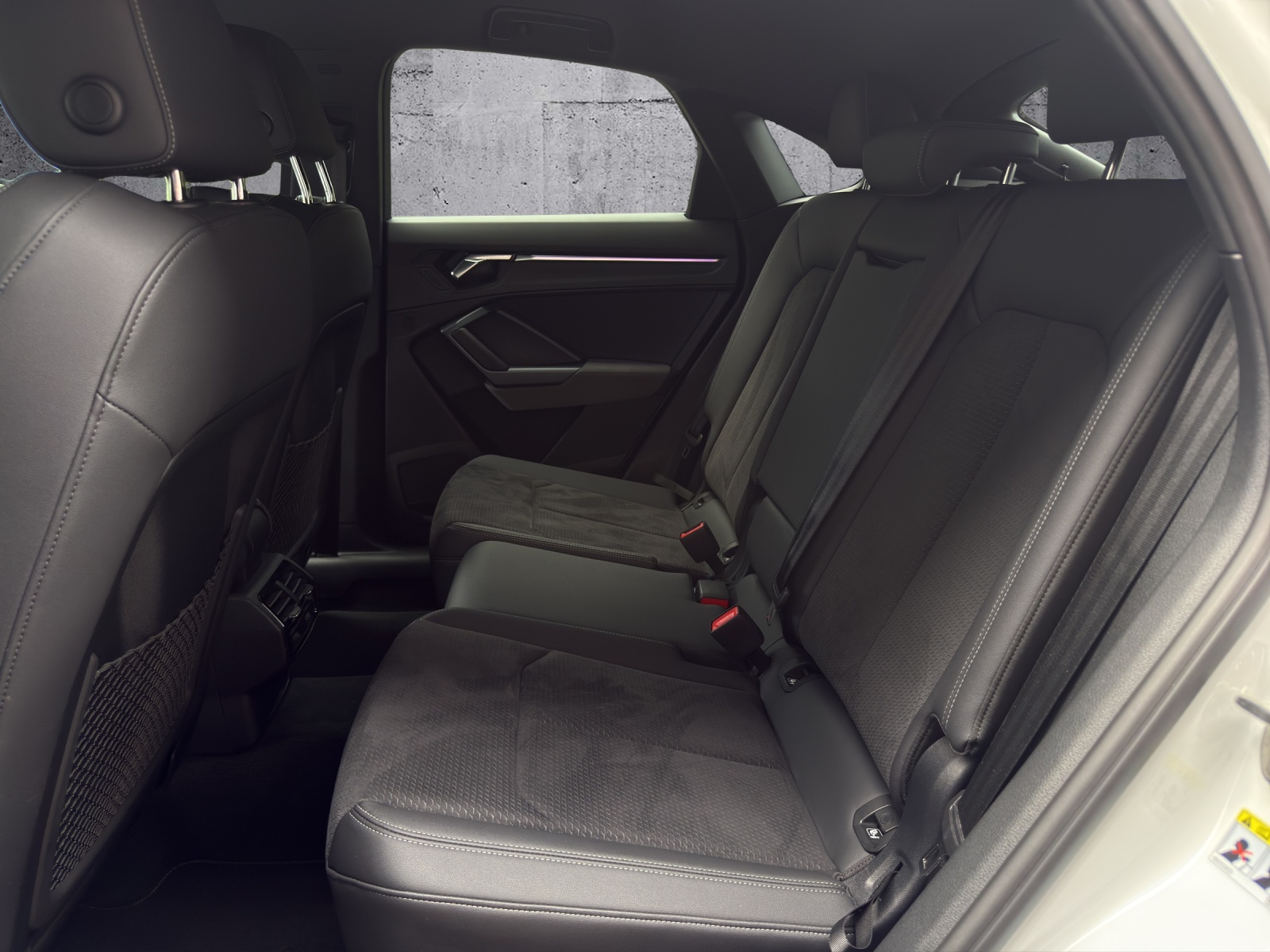 AUDI Q3 Sportback 40 TFSI S line quattro S-tronic *CH-Fahrzeug / Werksgarantie / Gratisservice* - 11