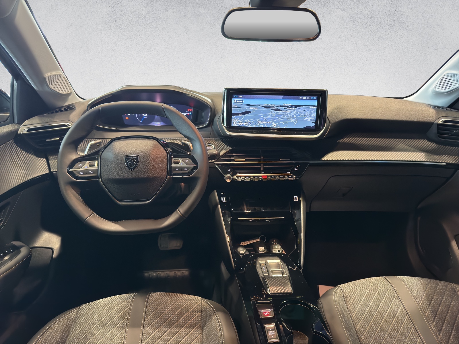 PEUGEOT 208 1.2 Hybrid Allure - 14