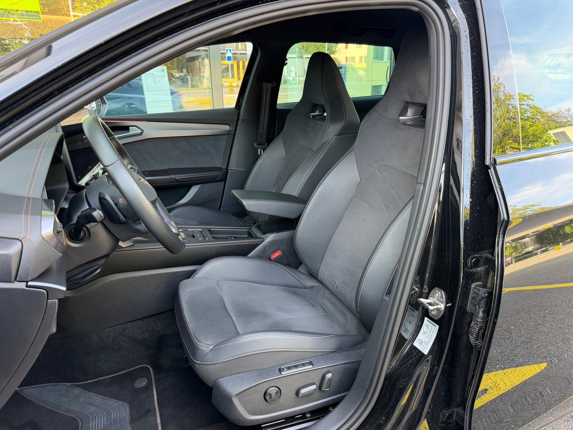 CUPRA LEON ST 1.5 e-HYBRID pHEV VZ DSG - 9