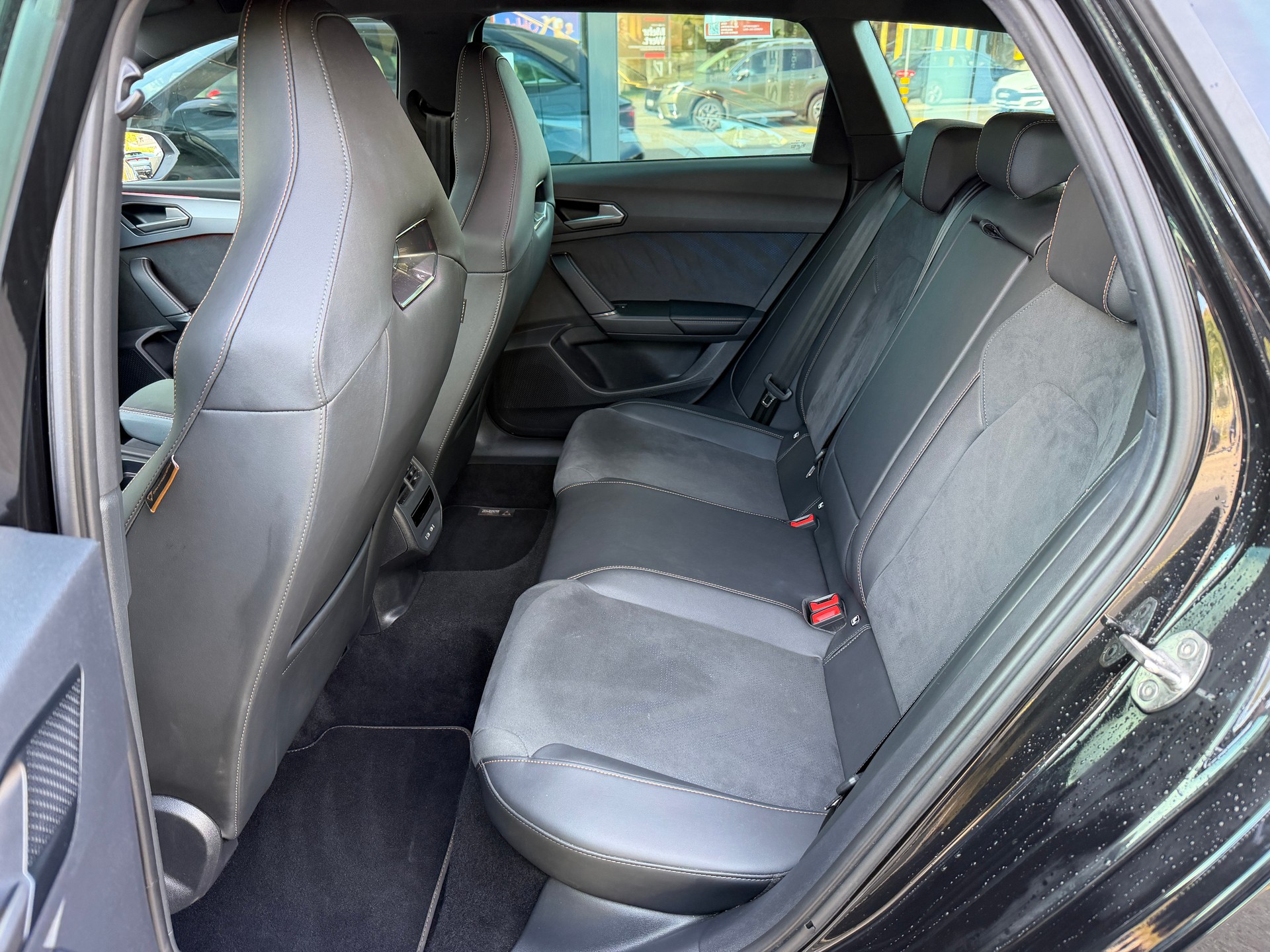 CUPRA LEON ST 1.5 e-HYBRID pHEV VZ DSG - 8