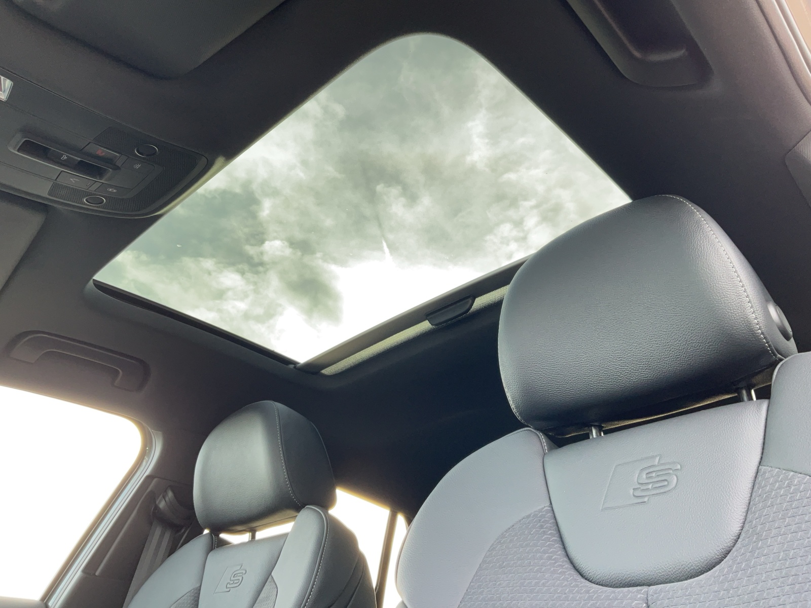 AUDI Q2 40 TFSI S line Attraction quattro S-tronic - 14