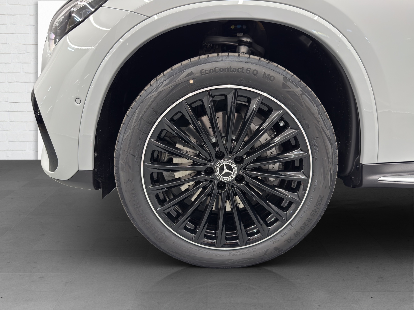 MERCEDES-BENZ GLC 300 AMG Line 4Matic - 6