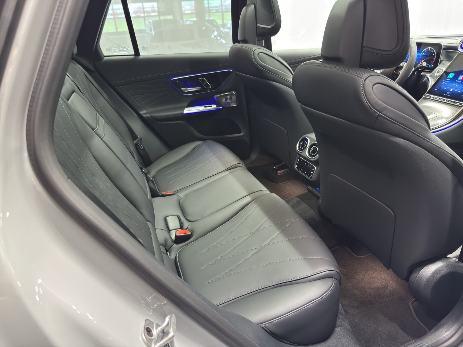 MERCEDES-BENZ GLC 300 AMG Line 4Matic - 10