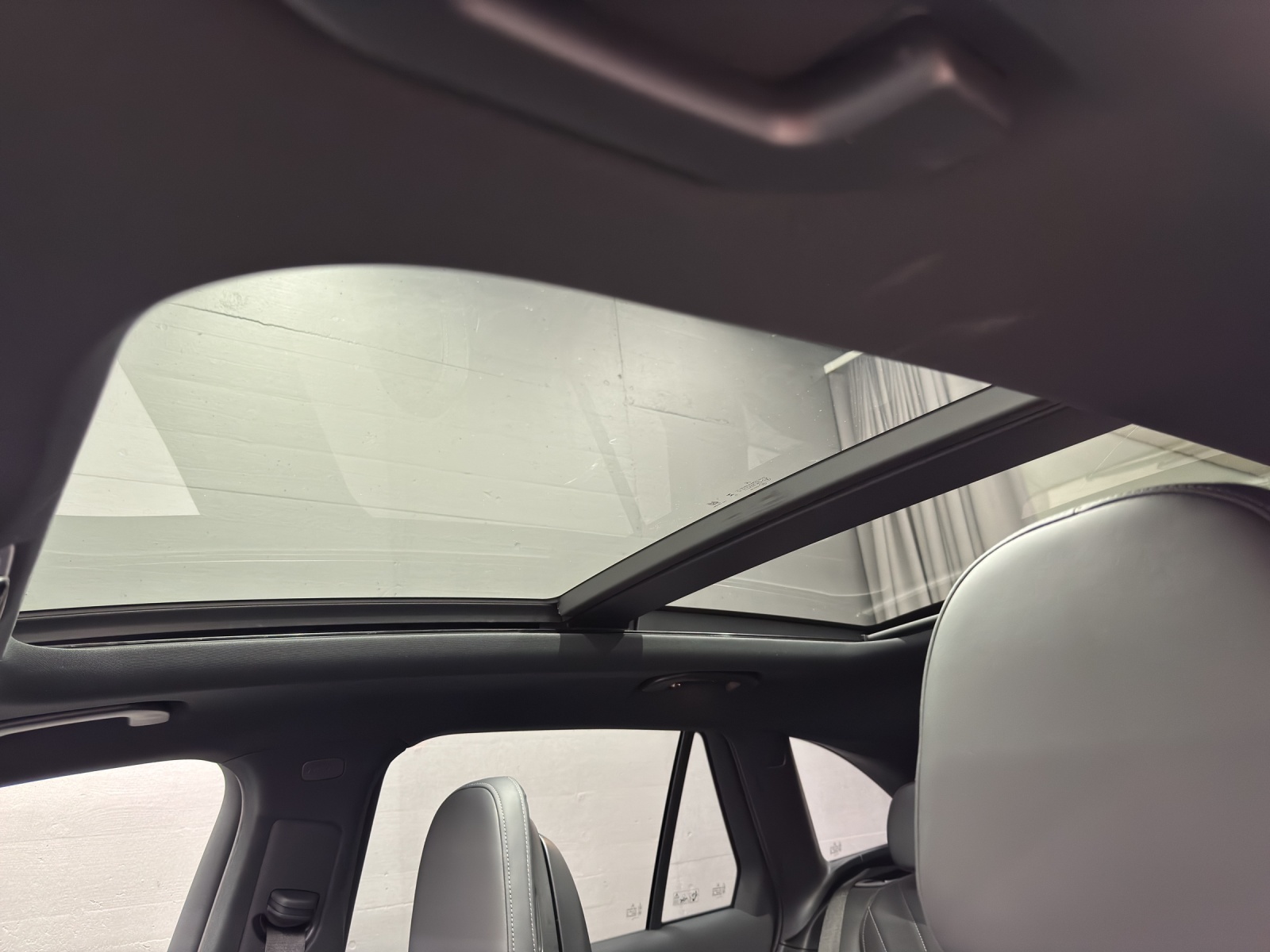 MERCEDES-BENZ GLC 300 AMG Line 4Matic - 16