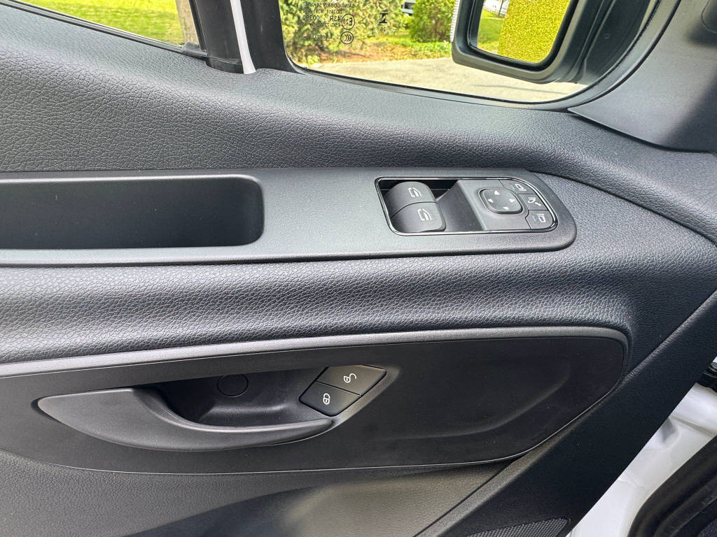 MERCEDES-BENZ Sprinter 319 CDI Pro Kasten HD 3665 S - 15