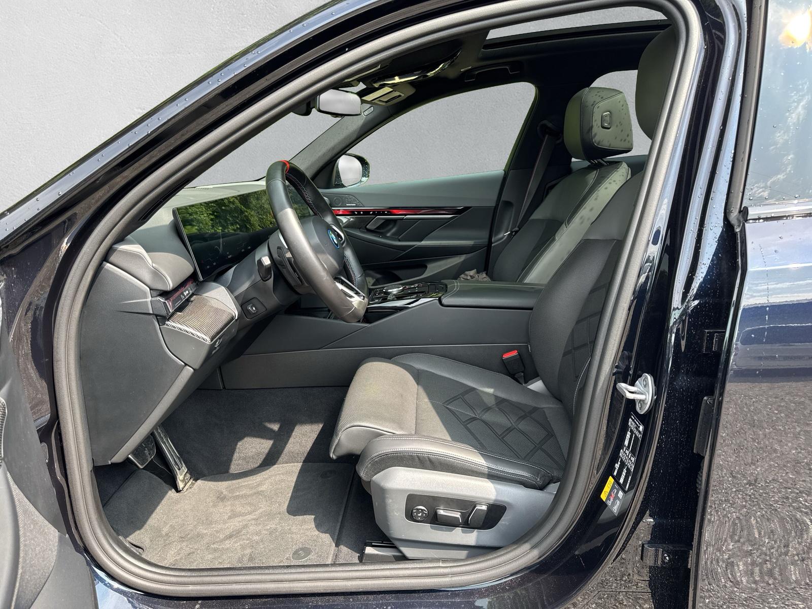 BMW i5 M60 M Sport Pro xDrive G60 (CH) AHK 📍 ** Action de leasing à 1.9% - 11