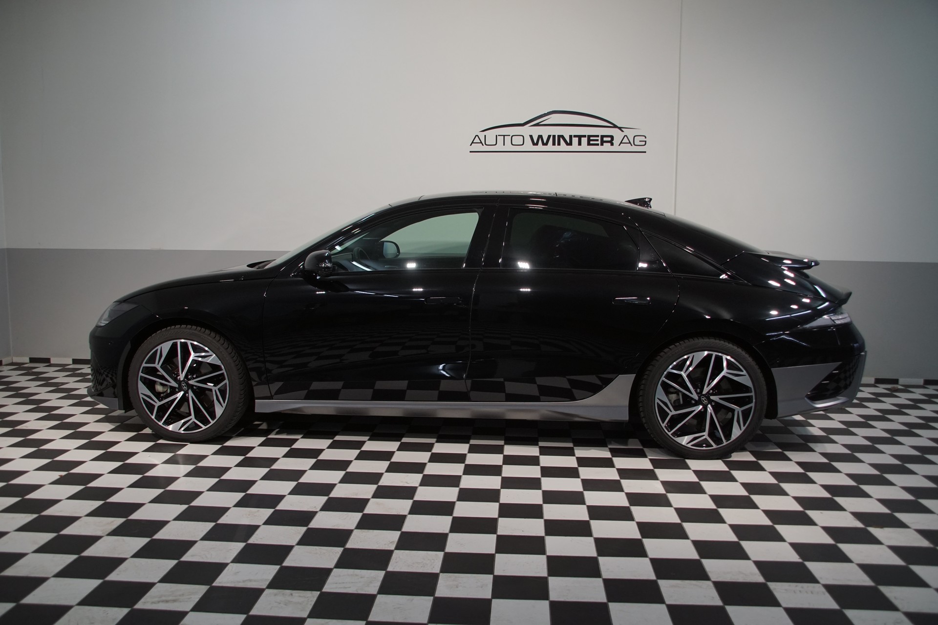 HYUNDAI Ioniq 6 77kWh **swiss** Launch Edition 4WD - 11