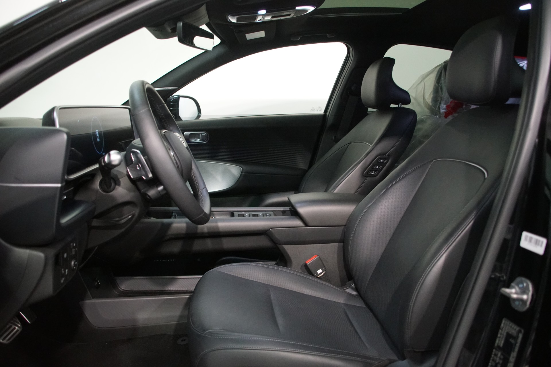 HYUNDAI Ioniq 6 77kWh **swiss** Launch Edition 4WD - 14