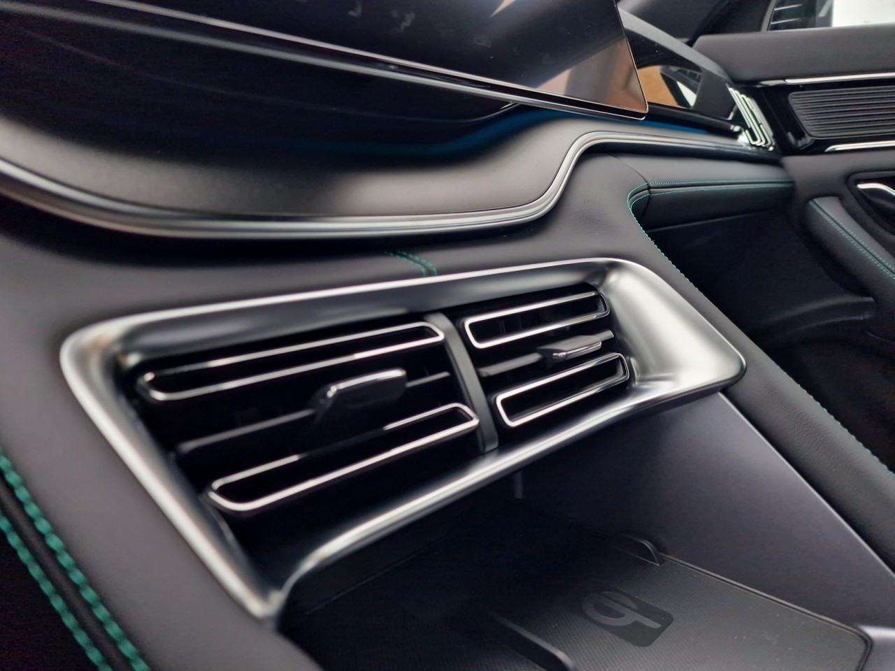 byd Gallery 22