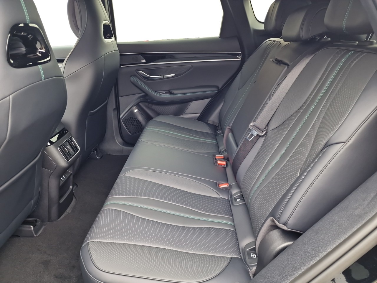 byd Gallery 28