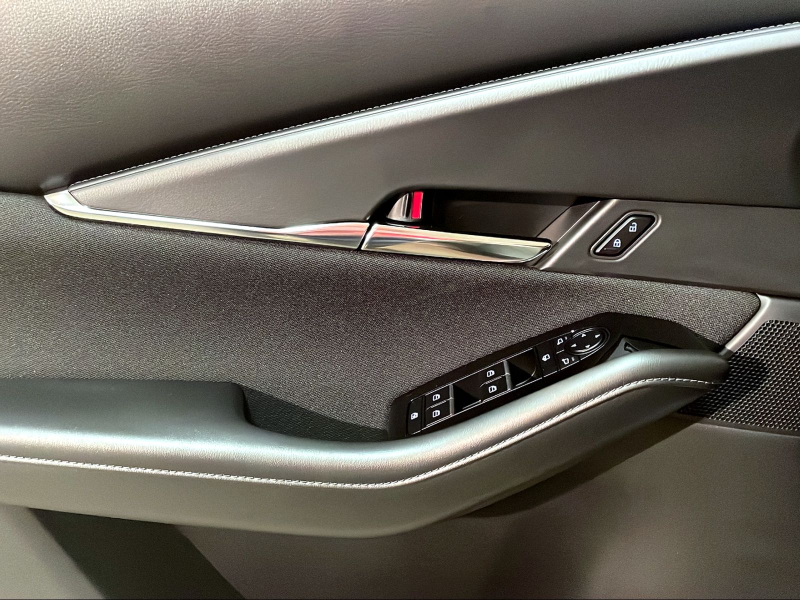 MAZDA CX-30 2.0 186 Exclusive-Line AWD - 11