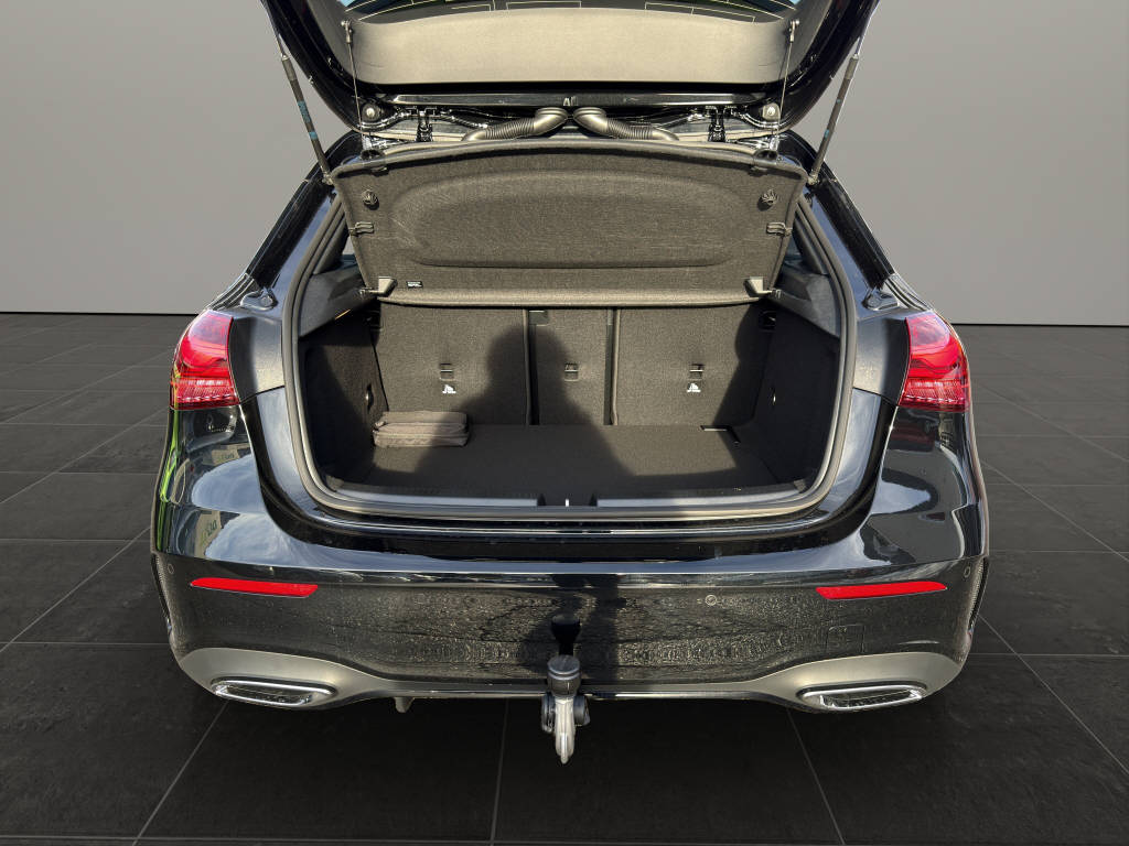 MERCEDES-BENZ A 220 AMG Line 4matic - 16