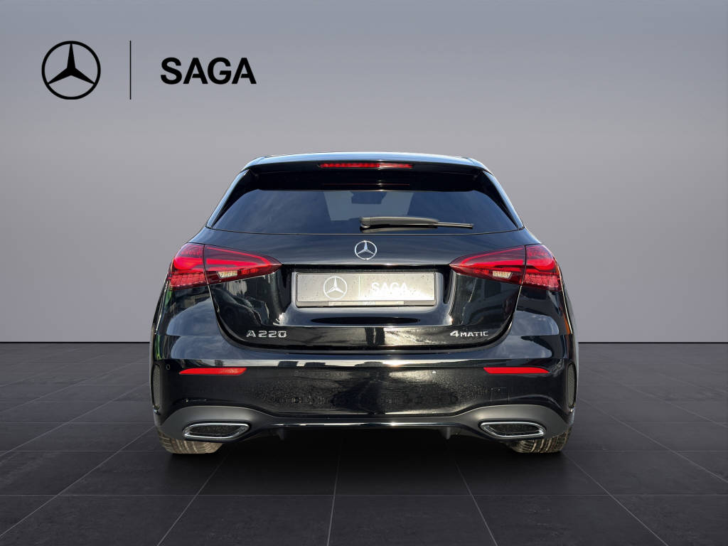 MERCEDES-BENZ A 220 AMG Line 4matic - 6