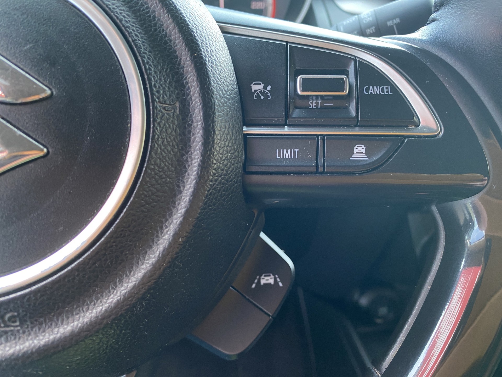 SUZUKI Swift 1.2i Piz Sulai Top Hybrid Allgrip 4x4 - 17