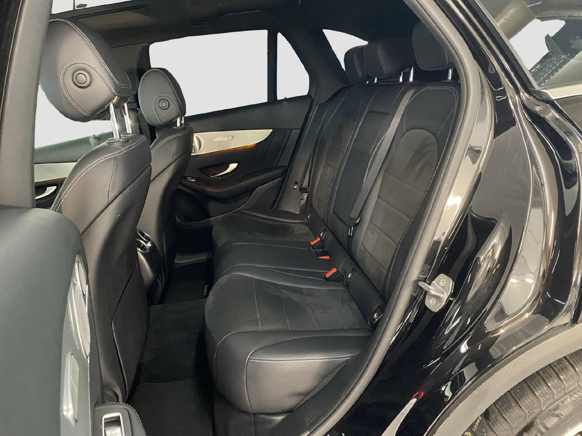 MERCEDES-BENZ GLC 300 AMG Line 4MATIC - 13