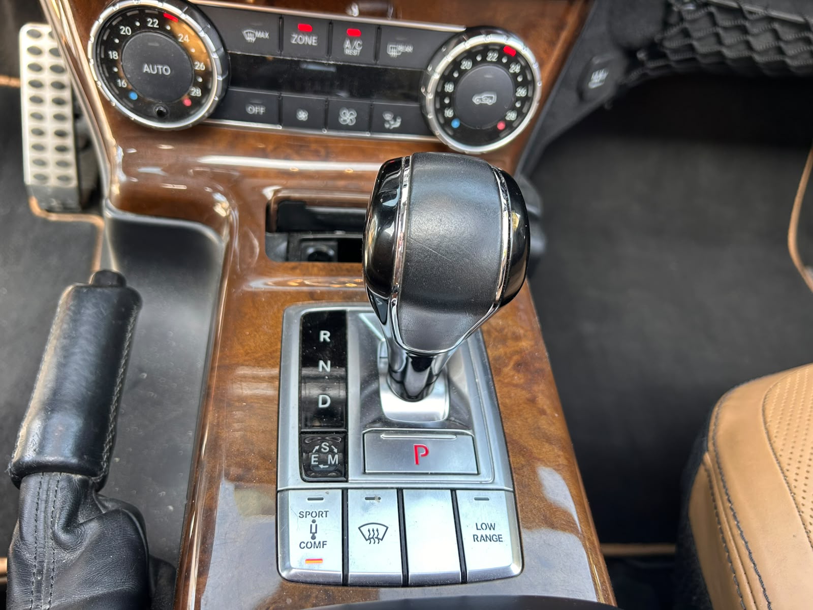 MERCEDES-BENZ G 500 4.0l Biturbo - 11