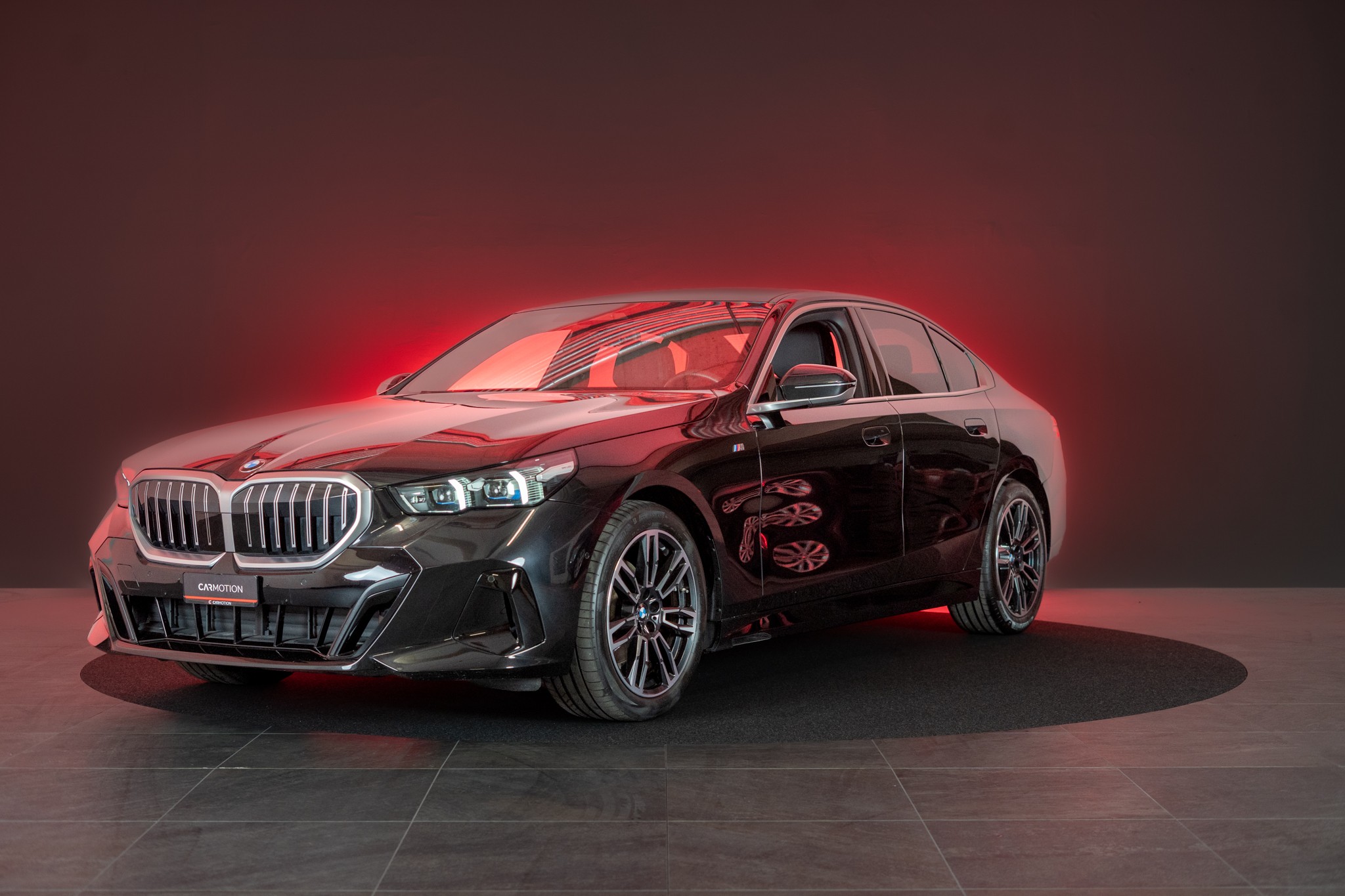 520i M Sport / Iconic Glow / Rückfahrkamera / el.Sitze