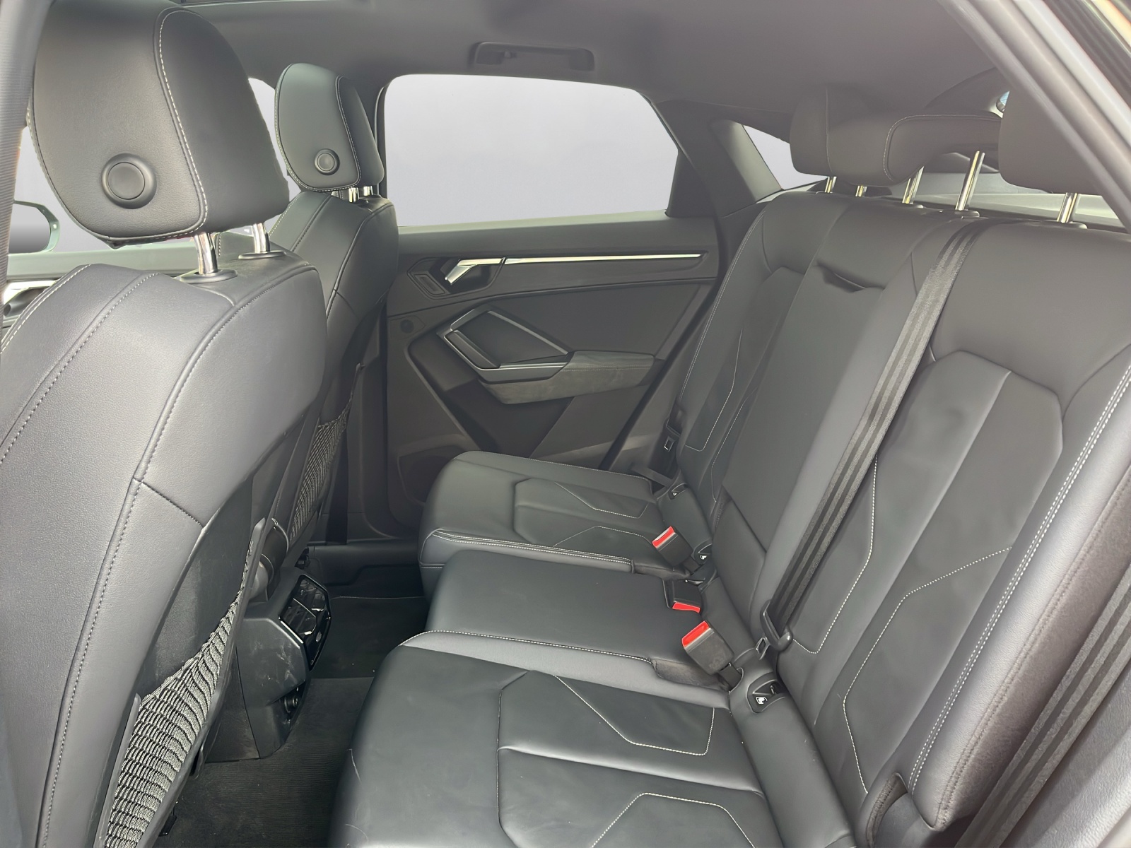 AUDI Q3 Sportback 35 TFSI S line Attraction - 11