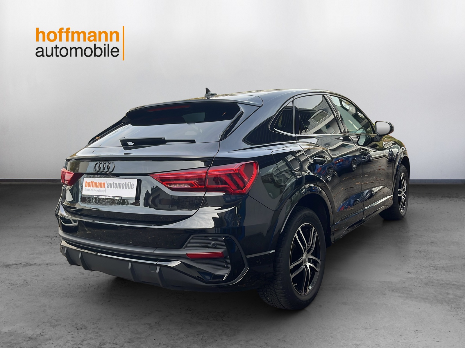 AUDI Q3 Sportback 35 TFSI S line Attraction - 4