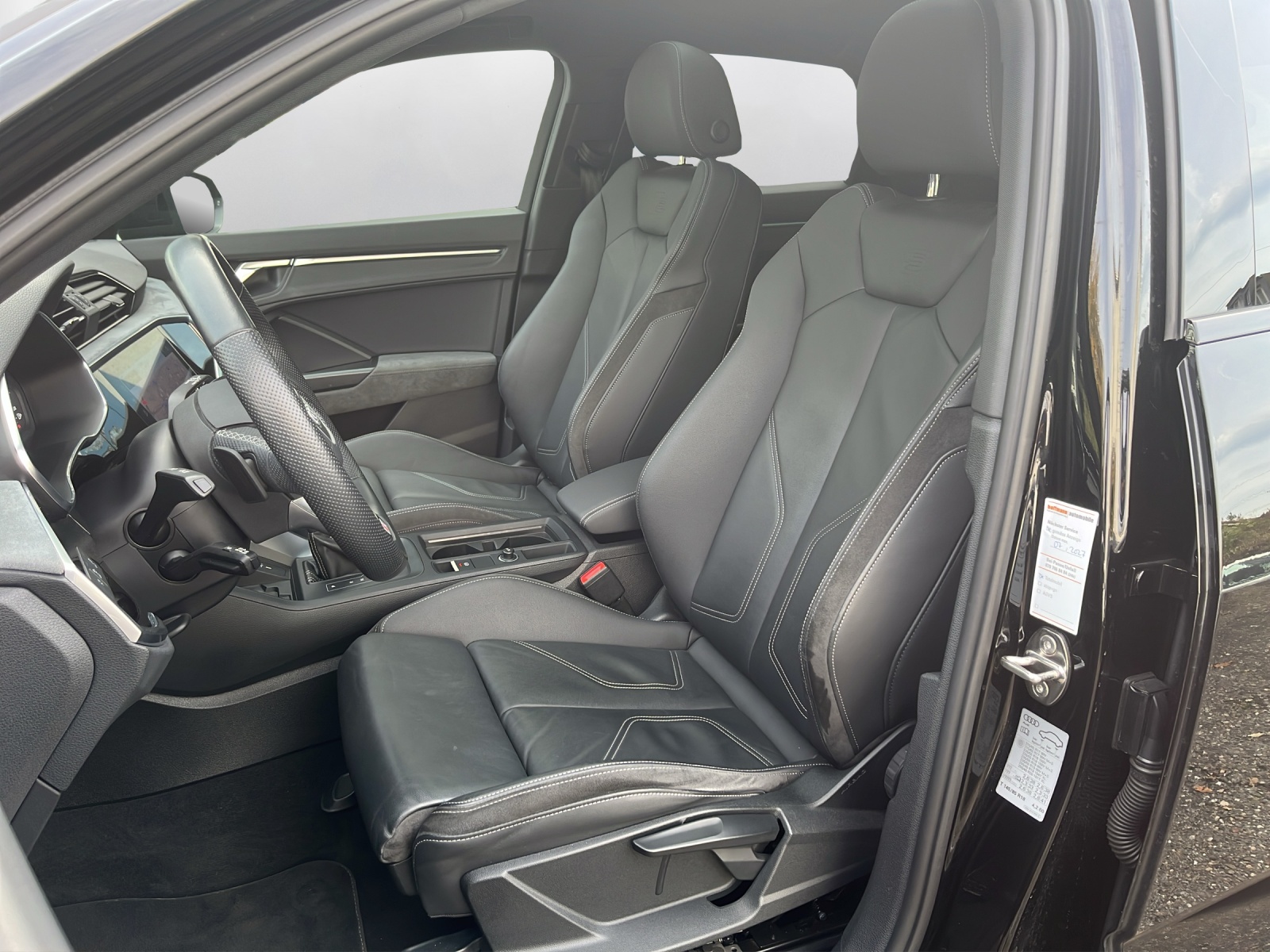 AUDI Q3 Sportback 35 TFSI S line Attraction - 10