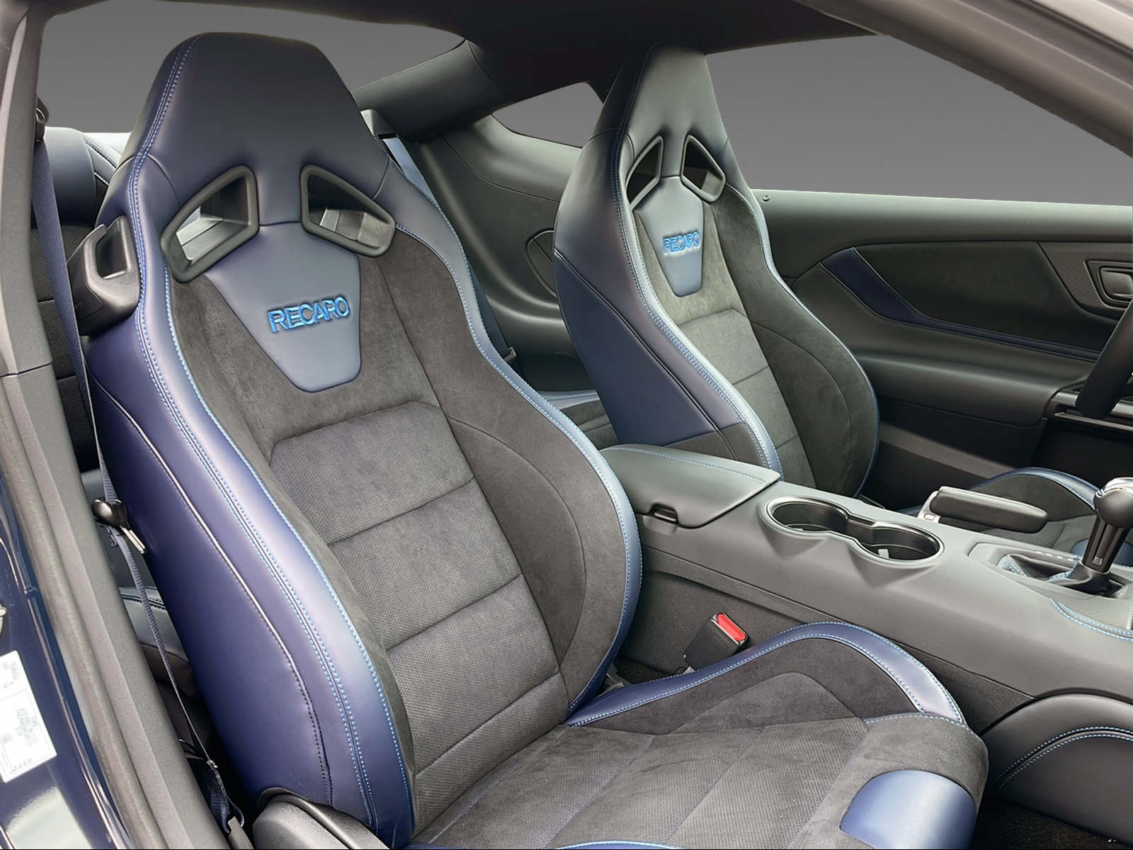 FORD Mustang Coupé 5.0 V8 Dark Horse - 7