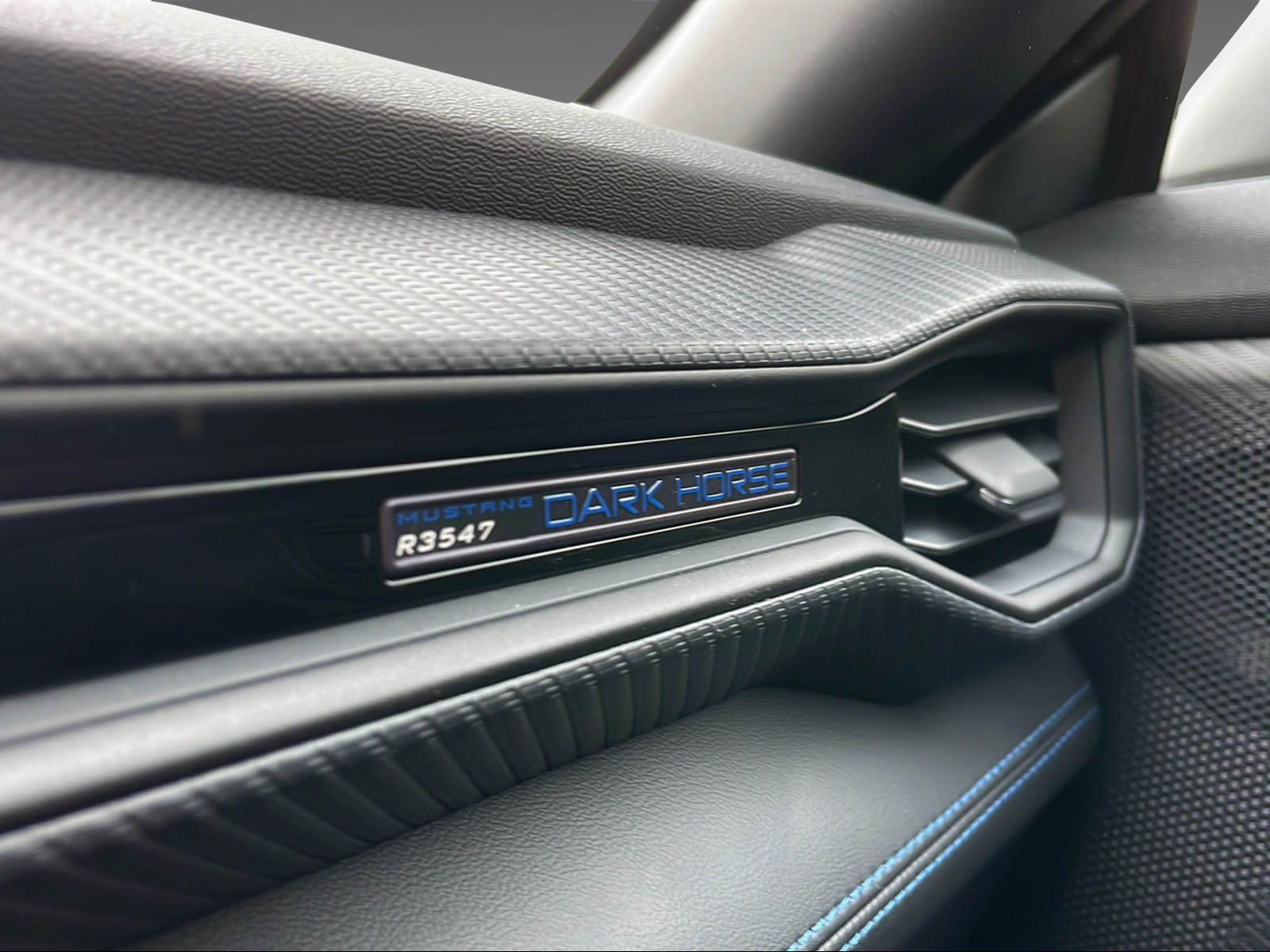 FORD Mustang Coupé 5.0 V8 Dark Horse - 8