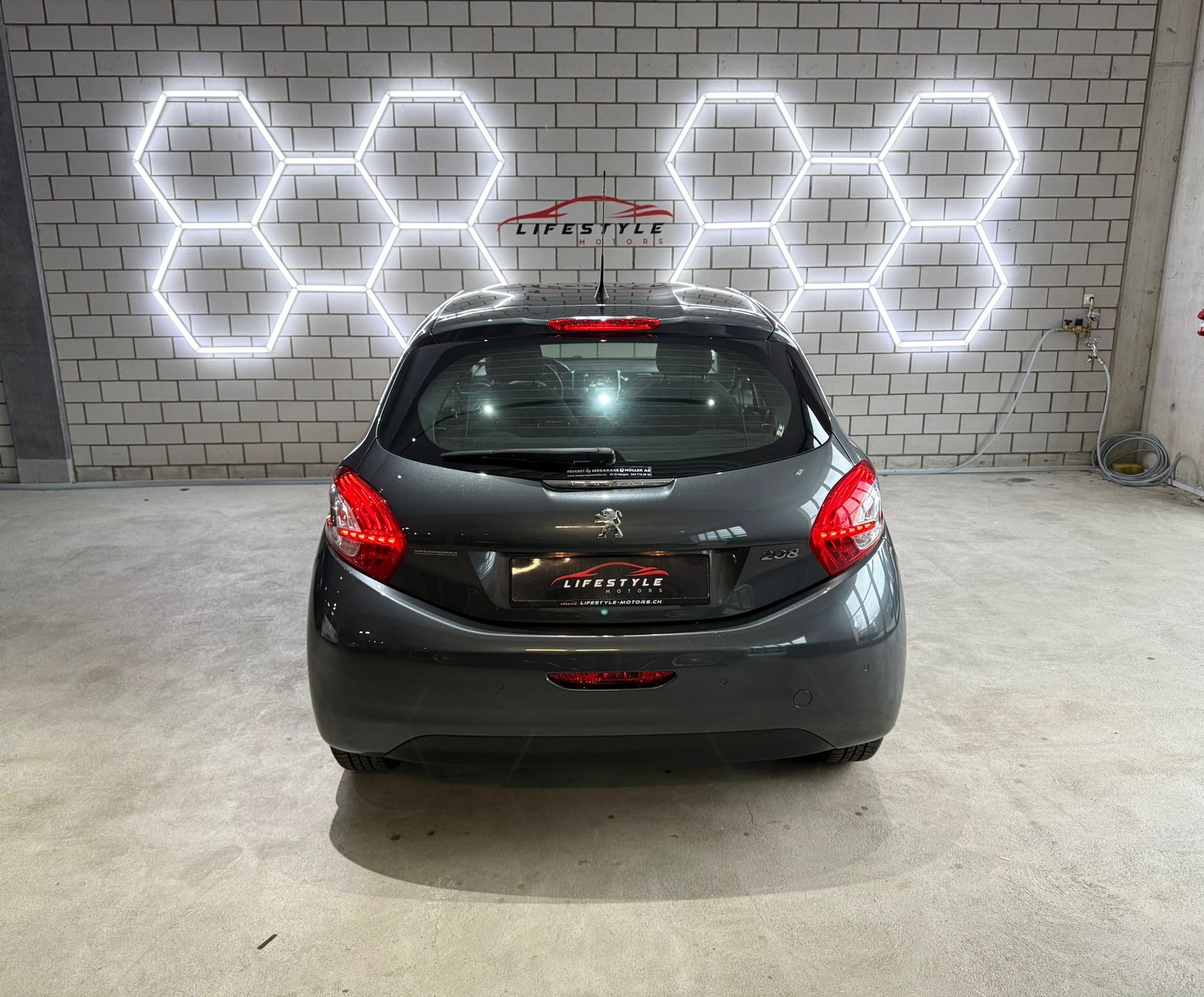 PEUGEOT 208 1.6 VTI Allure Automatik - 4