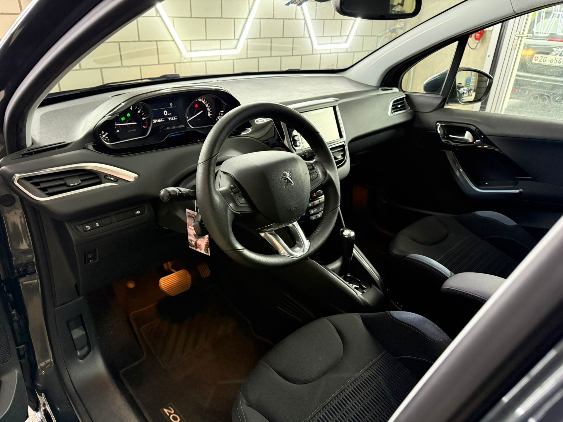 PEUGEOT 208 1.6 VTI Allure Automatik - 7